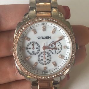 ✨Rose gold and silver tone watch ✨